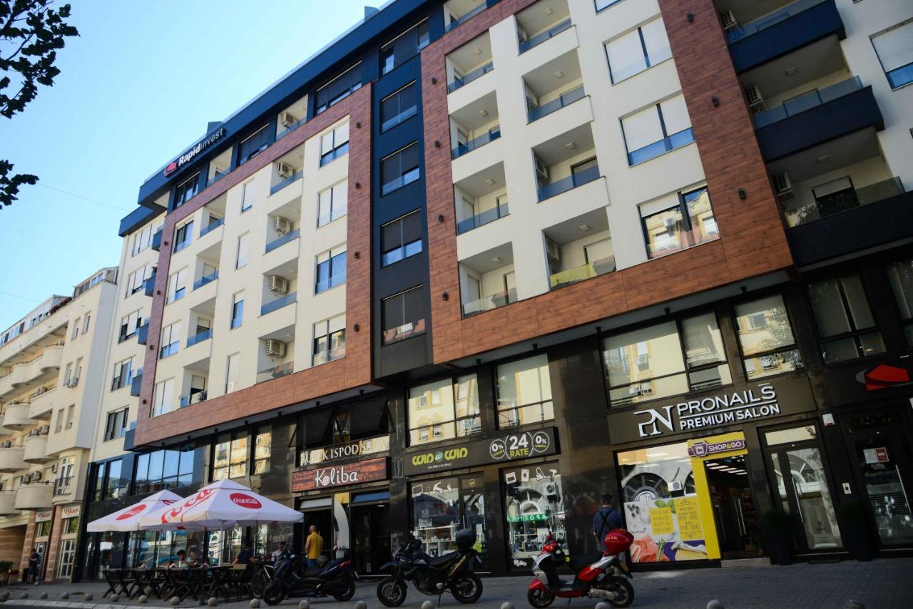 Tesla 70 Apartment With Secure Parking In The Garage Novi Sad Eksteriør bilde
